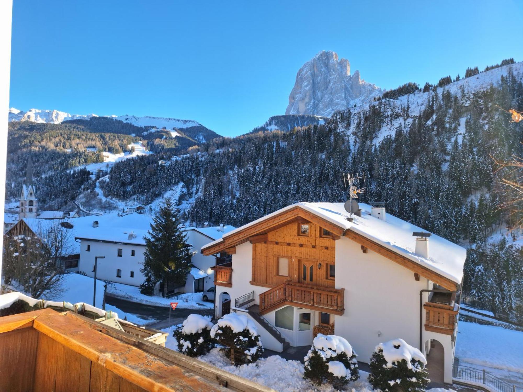 Apartments Insam Santa Cristina Val Gardena Екстериор снимка