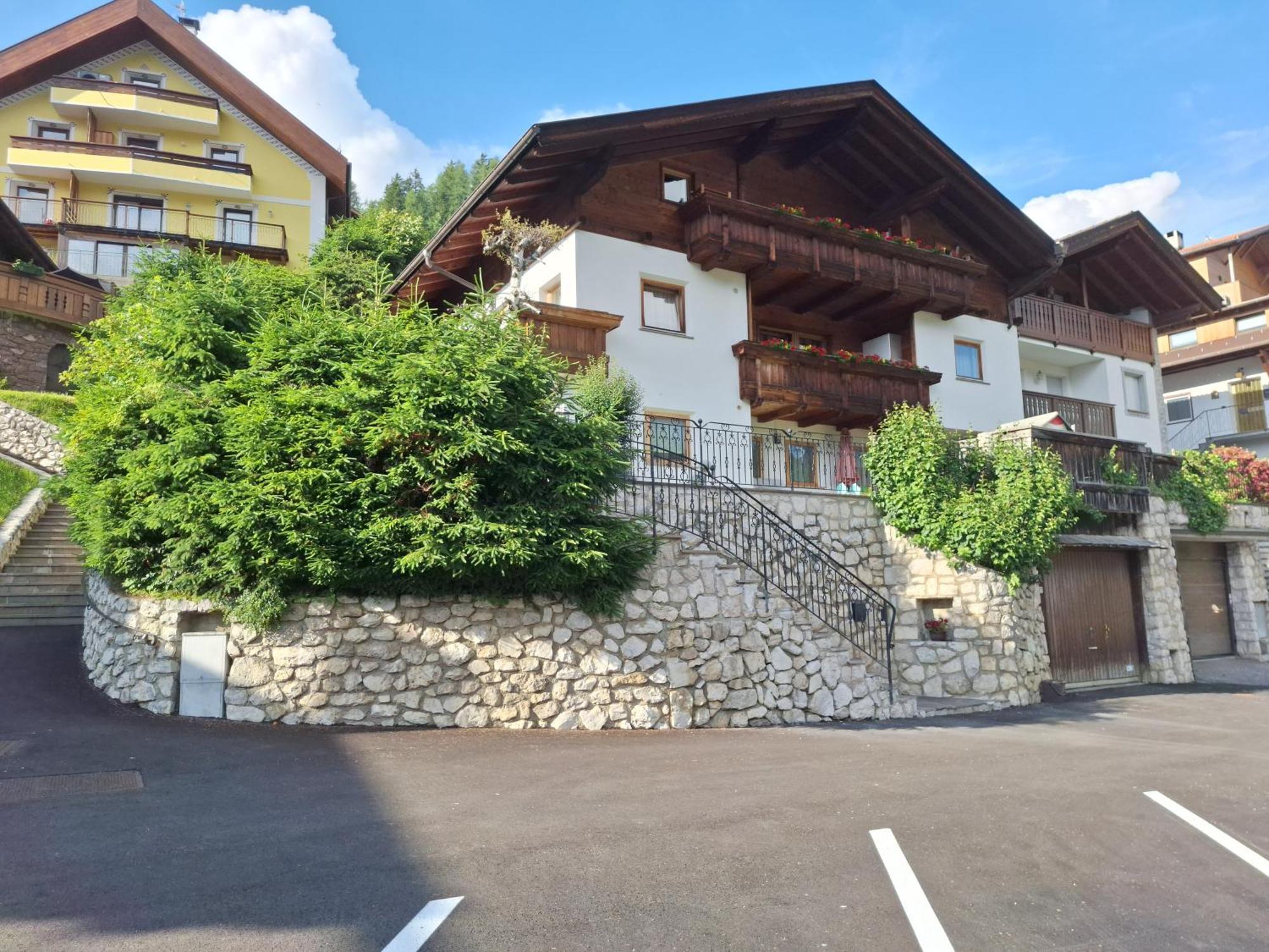 Apartments Insam Santa Cristina Val Gardena Екстериор снимка