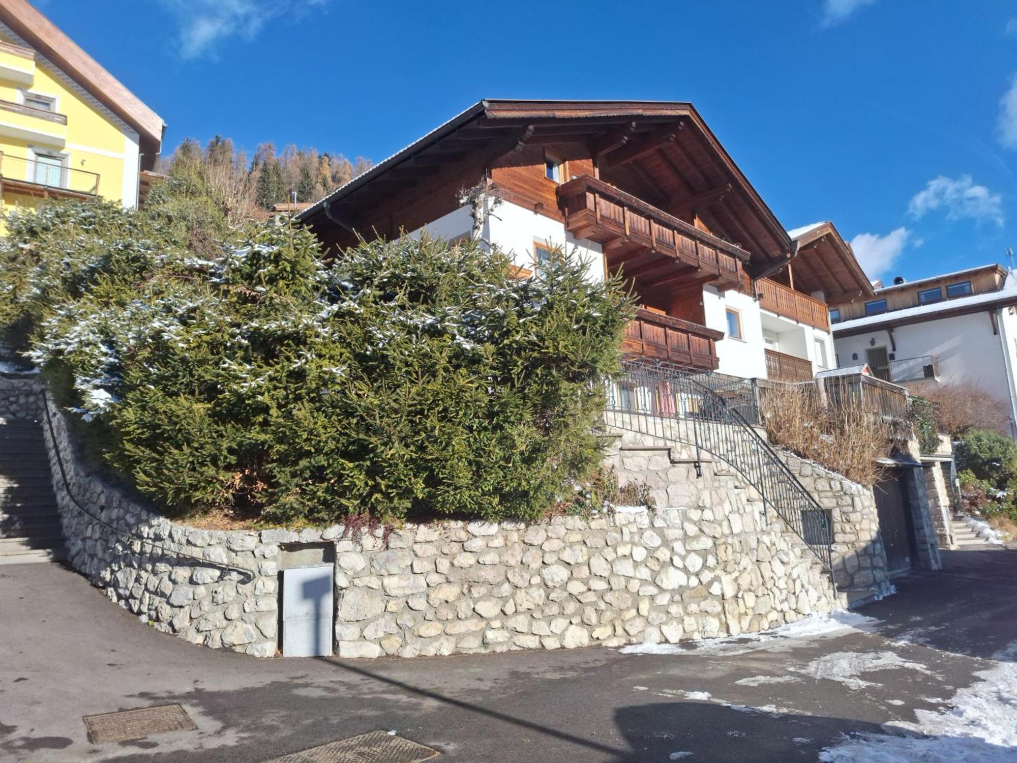 Apartments Insam Santa Cristina Val Gardena Екстериор снимка